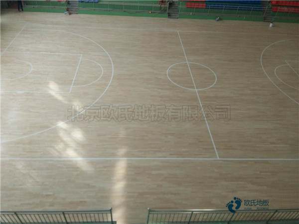 定制運(yùn)動地板哪個牌子較好1